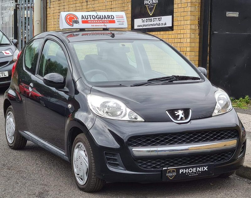 PEUGEOT 107