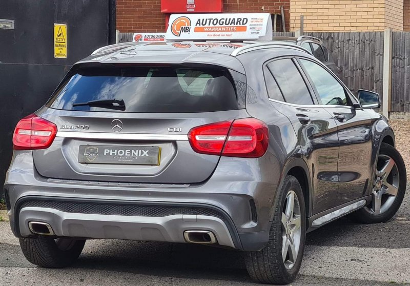 MERCEDES-BENZ GLA CLASS