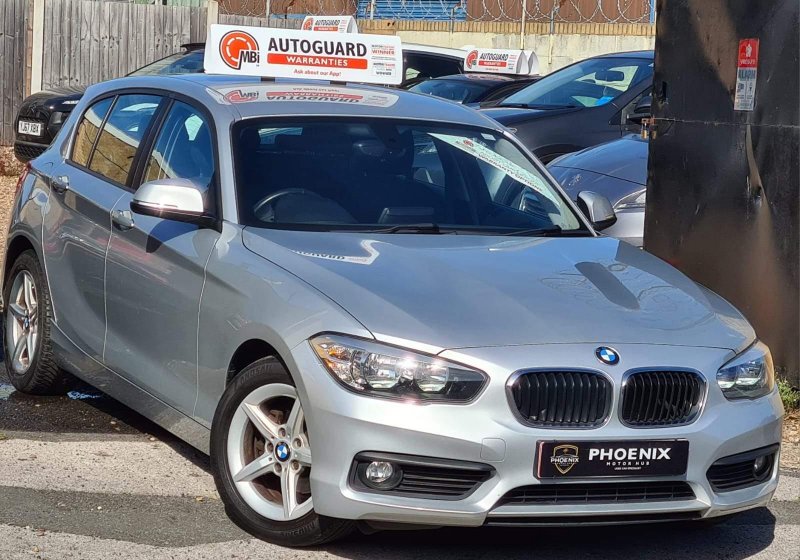 BMW 1 SERIES