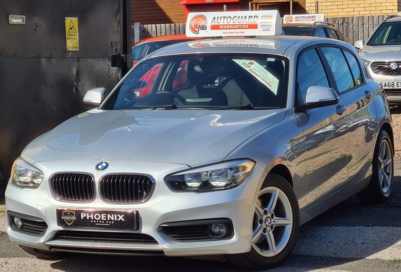 BMW 1 SERIES