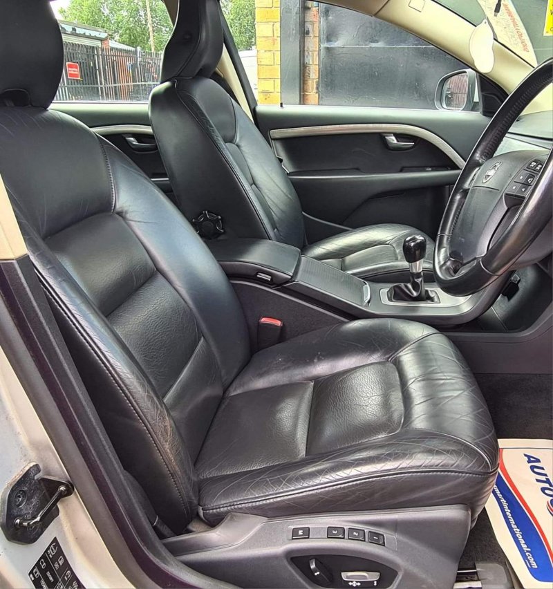 VOLVO S80