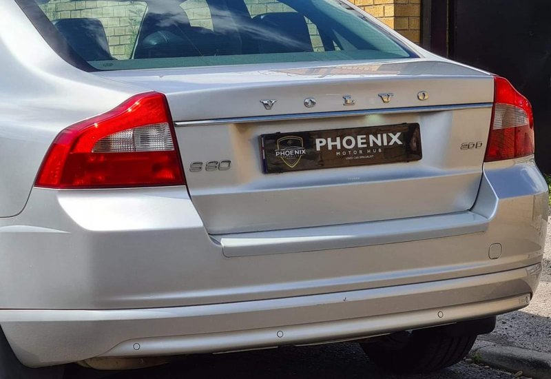 VOLVO S80